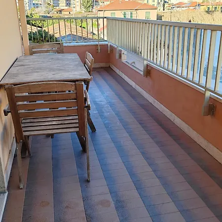Appartement Relax Al Mare à Vallecrosia Extérieur photo